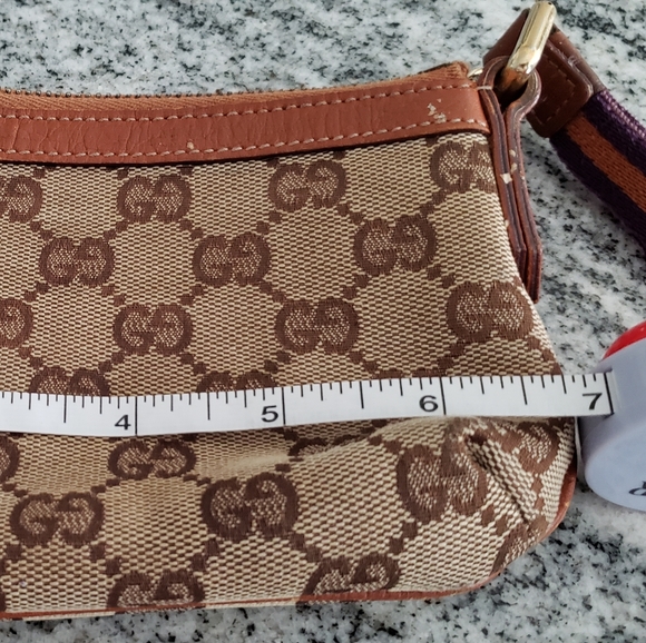Authentic Gucci wristlet - Picture 1 of 7